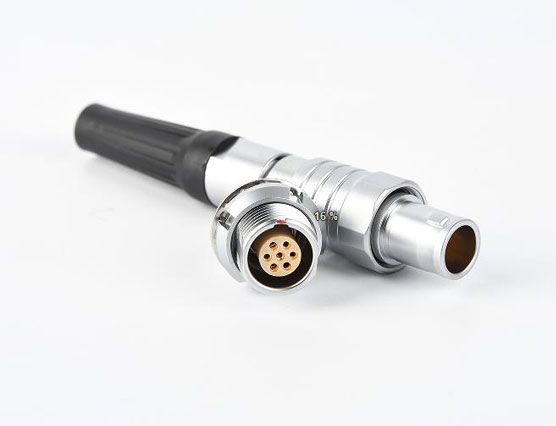 什么是推拉自鎖連接器？